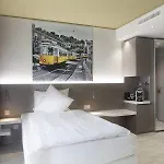 Hotel City Locarno Отель Локарно
