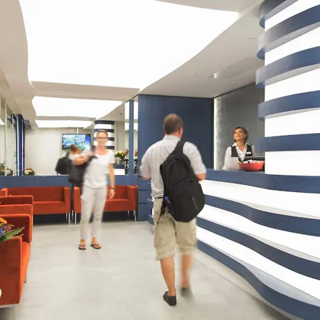 Hotel City Locarno מלון לוקרנו