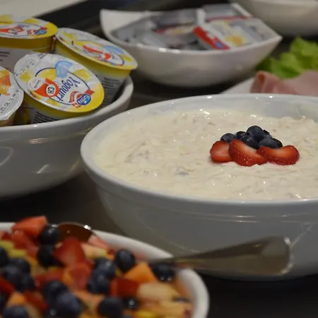 Hotel City Locarno 3*