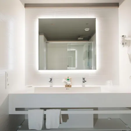 Hotel City Locarno 3*