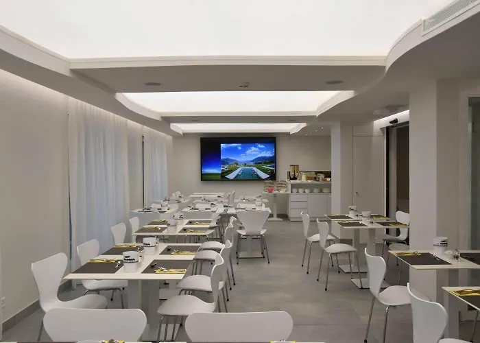 호텔 시티 로카르노