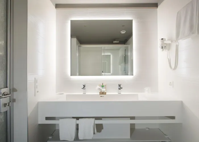 Hotel Hotel City Locarno 3*