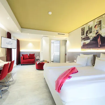 Hotell Hotel City Locarno 3*