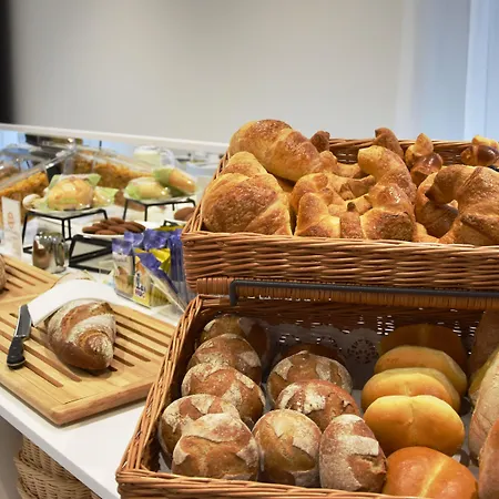 Hotell Hotel City Locarno Locarno