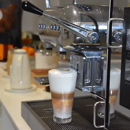 Hotel City Locarno 3*