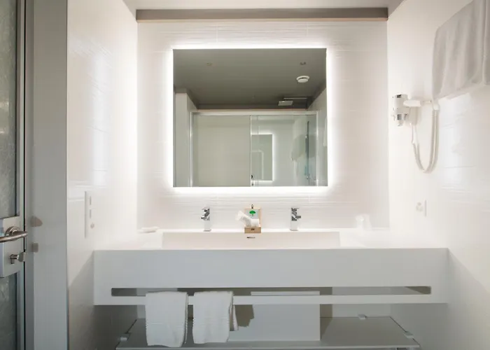 Hotel City Locarno 3*